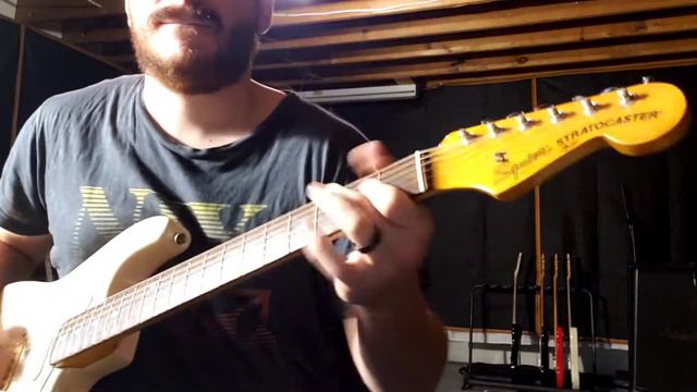 Squier 1983 JV Japanese Vintage Stratocaster! 👊💪 смотреть онлайн