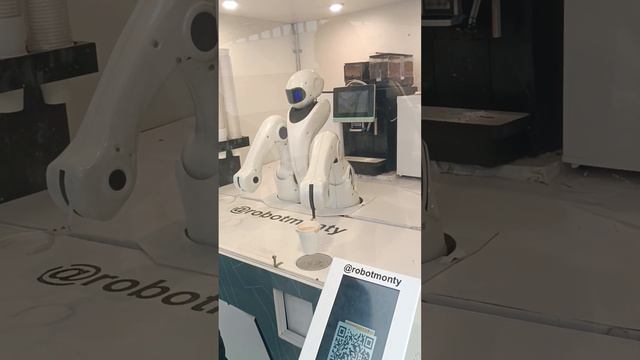 Робот продавец кофе в Зарядье смотреть онлайн