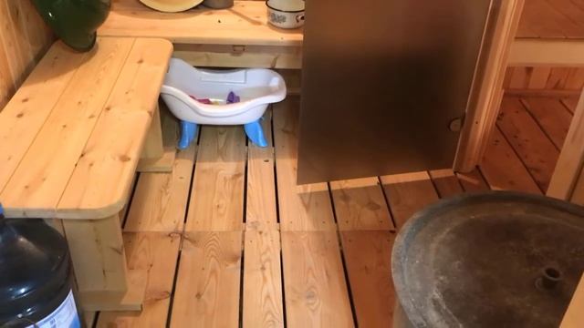 Построили баню 4,5х4,7м., плюс терраса. Установили вентиляцию Басту и чугунную печь Гефест. смотреть онлайн