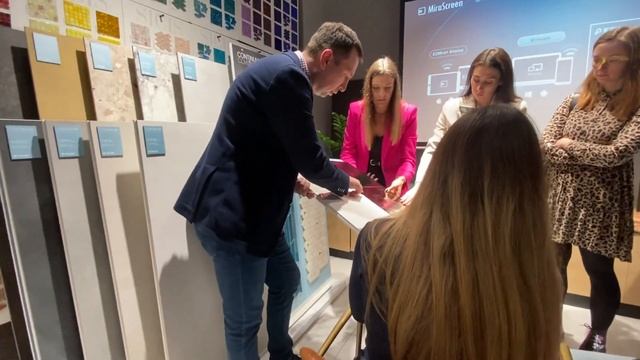 Рассматриваем ближе образцы плитки. Советы по подсветке. смотреть онлайн