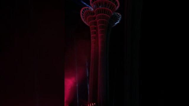 Потрясающий фейерверк из башни Пион смотреть онлайн