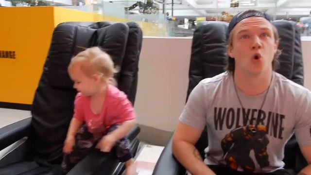 Christmas Present shopping + Wrapping VLOGMAS || Tanaha Kelly || Day 17 смотреть онлайн