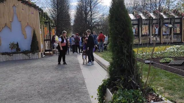 How do Muscovites spend their day off Как москвичи проводят выходной день. смотреть онлайн