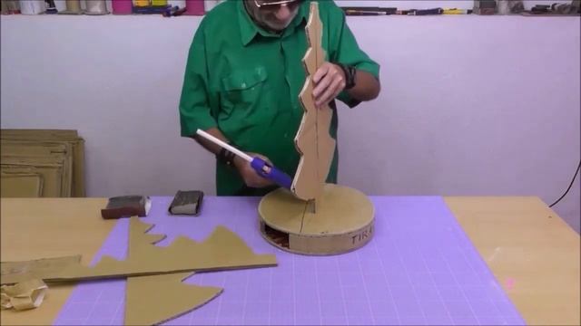 ПОДЕЛКИ НА ЕЛКУ DIY смотреть онлайн