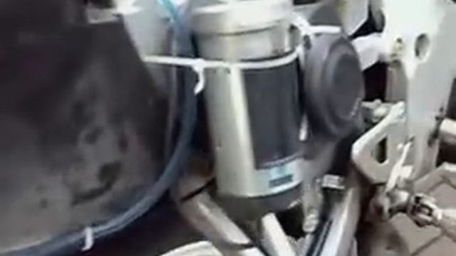 Scottoiler Mk7 HCR Touring kit install on a GSX-R 600 SRAD смотреть онлайн