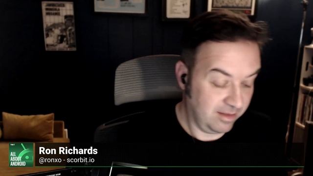 Smartwatches and Earbuds Collide смотреть онлайн