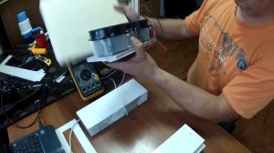 Переносной холодильник на основе элемента Пельтье (тест охлаждающей части)