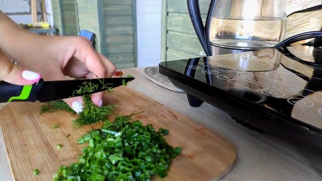 ВАФЛИ С КАБАЧКОМ, СЫРОМ И ЗЕЛЕНЬЮ ? смотреть онлайн