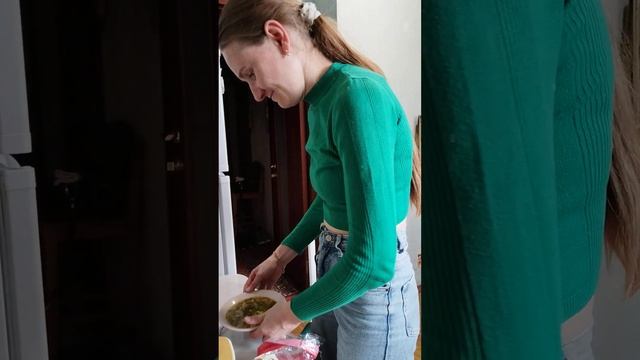 Анюта приготовила борщ со щавеля смотреть онлайн