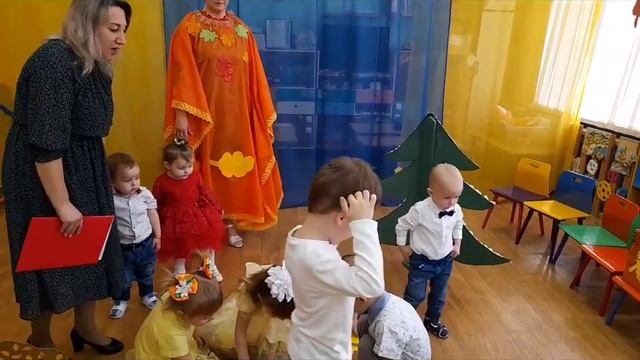 Осеннее развлечение в младшей разновозрастной группе "Звёздочки" "Осень в гости к нам пришла" смотреть онлайн