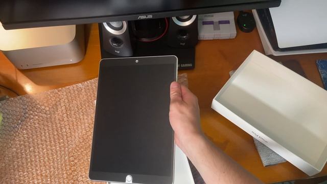 Unboxing the LAST Checkm8 Device in 2023 [iPad Pro 10.5"] смотреть онлайн
