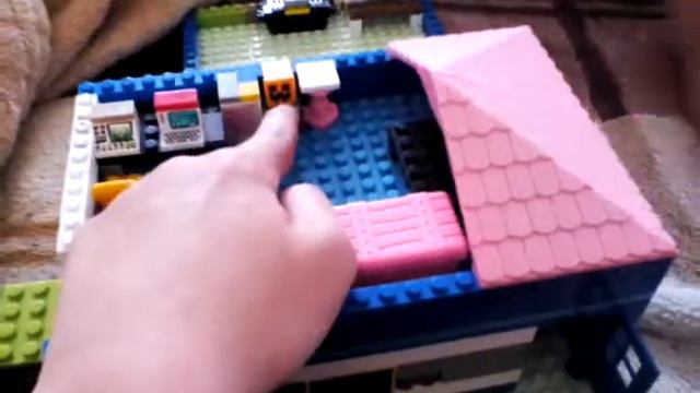 Показываем Лего домик! И Алина обиделась чтобы её развесилить наберём 100 лайков! смотреть онлайн