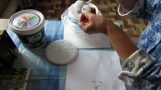 Рубрика" Сделай сам" - шарики из ваты, синтепона и клея смотреть онлайн