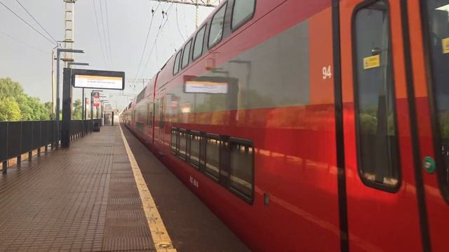 ЭШ2-004 по маршруту: Аэропорт Шереметьево - Одинцово на станции Хлебниково смотреть онлайн