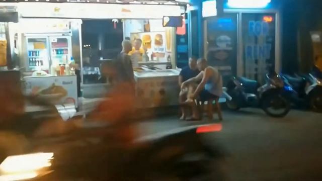 Паттайя, cценки из ночной жизни. Таиланд. смотреть онлайн