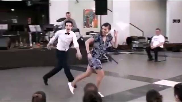 Зажигательный танец 2018 смотреть онлайн