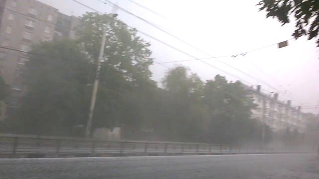 ГРАД И ЛИВЕНЬ В КАЛИНИНГРАДЕ 16 июня 2016 года смотреть онлайн