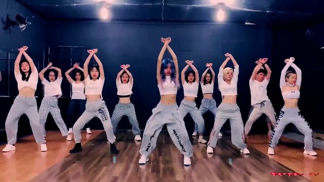Yuri Sosnin - Baby Dance With Me. New 2021.mp4 смотреть онлайн