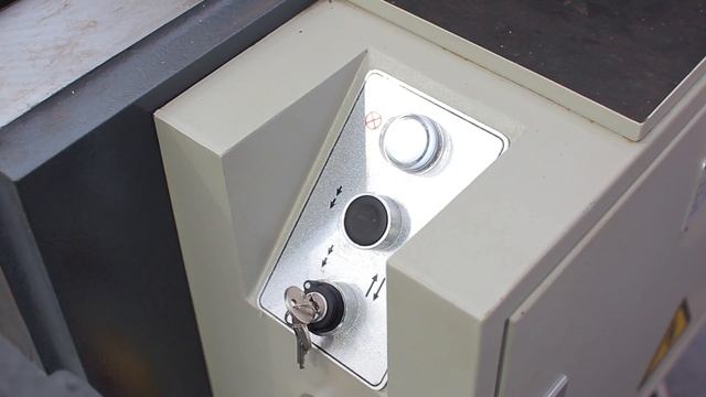 Электромеханическая гильотина Metal Master MSJ