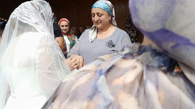 ???Наконец-то /ВСТРЕЧА СВЕКРОВИ И НЕВЕСТКИ ЧЕЧЕНСКАЯ РЕСПУБЛИКА/MEETING OF MOTHER-IN-LAW #Chechnya смотреть онлайн