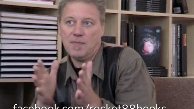 Gorm Henrik Rasmussen talks about the book: Pink Moon, A Story about Nick Drake (Part 1) смотреть онлайн