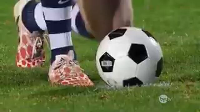 Вратарь отбивает все 5 пенальти удары с лицом смотреть онлайн