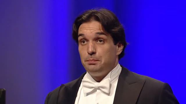 Rudi Stephan : "Liebeszauber" pour baryton et orchestre interprété par Adam Plachetka смотреть онлайн