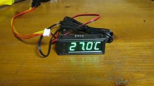 автомобильные часы-термометр-вольтметр