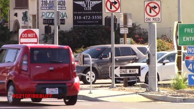 LAFD Engine 43 + Unmarked Ford Explorer Responding смотреть онлайн