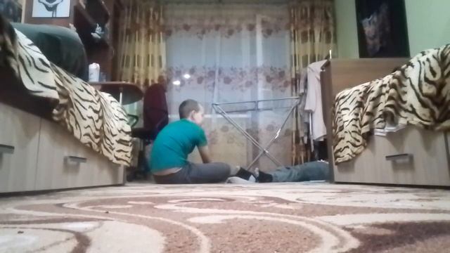 играем в мистер Твистер первая часть смотреть онлайн