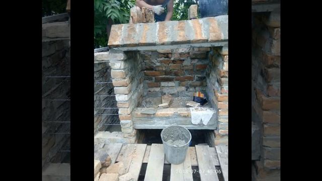 мангал с коптильней из кирпича смотреть онлайн