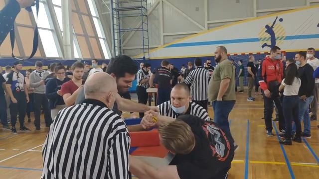 Окружной чемпионат Москвы по армрестлингу 15.11.2020 смотреть онлайн