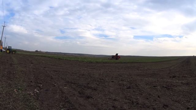 Бурякозбиральний комбайн HOLMER Т 4 40-- ТА John Deere8400 смотреть онлайн