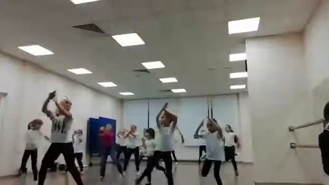 Танцевальная аэробика для детей Первоуральск с Гордеевой Татьяной смотреть онлайн