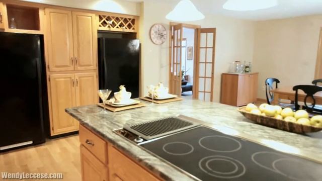 Salem, New Hampshire Real Estate & Homes | 3 Carriage Lane