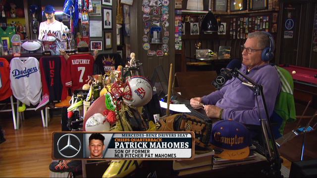 Chiefs QB Patrick Mahomes Talks Tyreek, Baseball & More w/Dan Patrick | Full Interview | 10/24/18 смотреть онлайн
