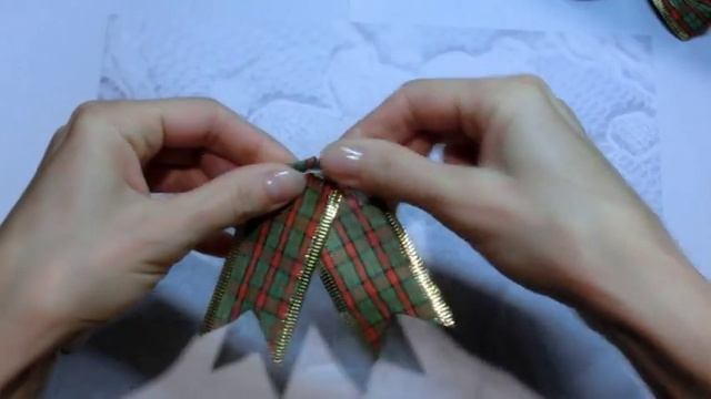 Бантики канзаши из декоративной ленты к новогодним праздникам на заколке. МК. DIY Ribbon bows смотреть онлайн