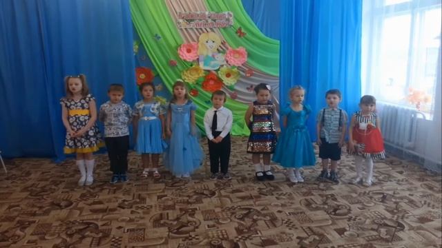 Праздничная программа ко "Дню матери". Старшая группа смотреть онлайн
