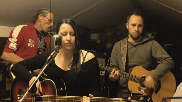 Lodi - Creedence Clearwater Revival (cover by Ava and the boys) смотреть онлайн