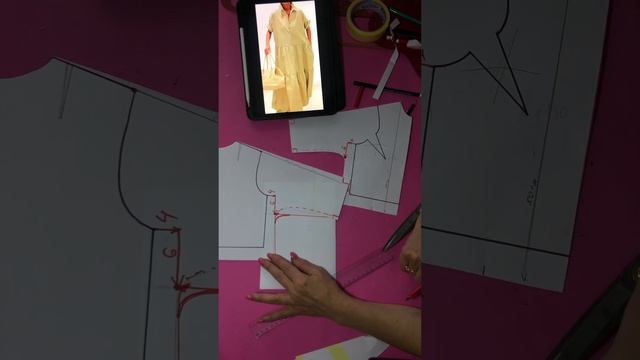 Моделирование ярусного платья с цельнокроеным рукавом смотреть онлайн