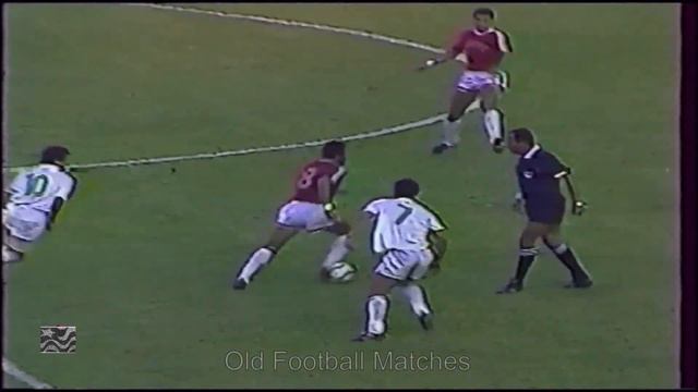 1990 FIFA World Cup Qualification - Egypt v. Algeria смотреть онлайн