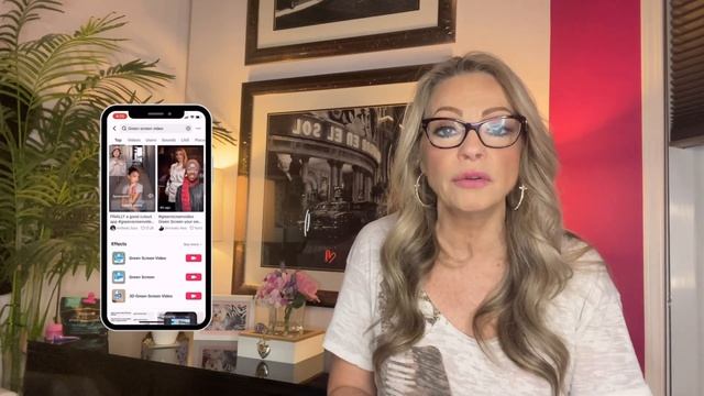 How To Use Green Screen on TikTok смотреть онлайн