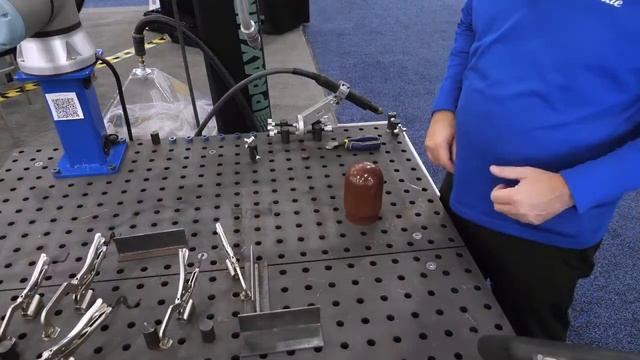 How to program the Lancer Series Cobot смотреть онлайн