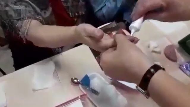 Элемент мастер- класса по уходу за лицом с корейской линейкой смотреть онлайн