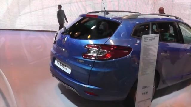 Renault Captur vs Renault Megane Grandtour смотреть онлайн