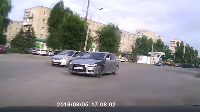 Наглый чёрт на встречке смотреть онлайн