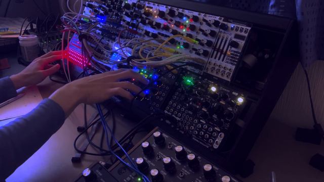 Eurorack Jam #12: Techno with BIA kick смотреть онлайн
