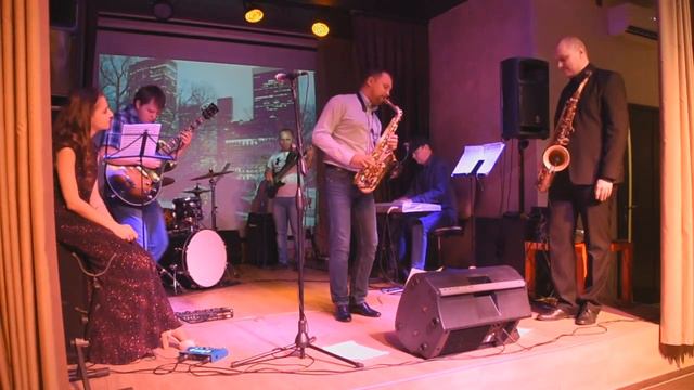 Mixed ensemble - Crazy Race ( RH Factor cover ) смотреть онлайн