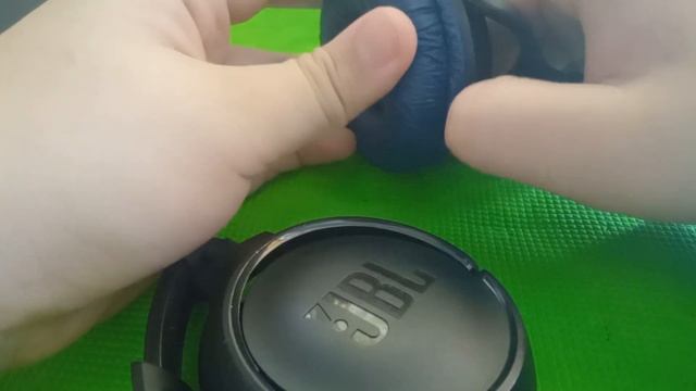 How To remove & replace Earpads For JBL T500BT Easy смотреть онлайн