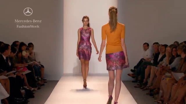 Lela Rose Spring 2010 runway show, Mercedes-Benz Fashion Week смотреть онлайн